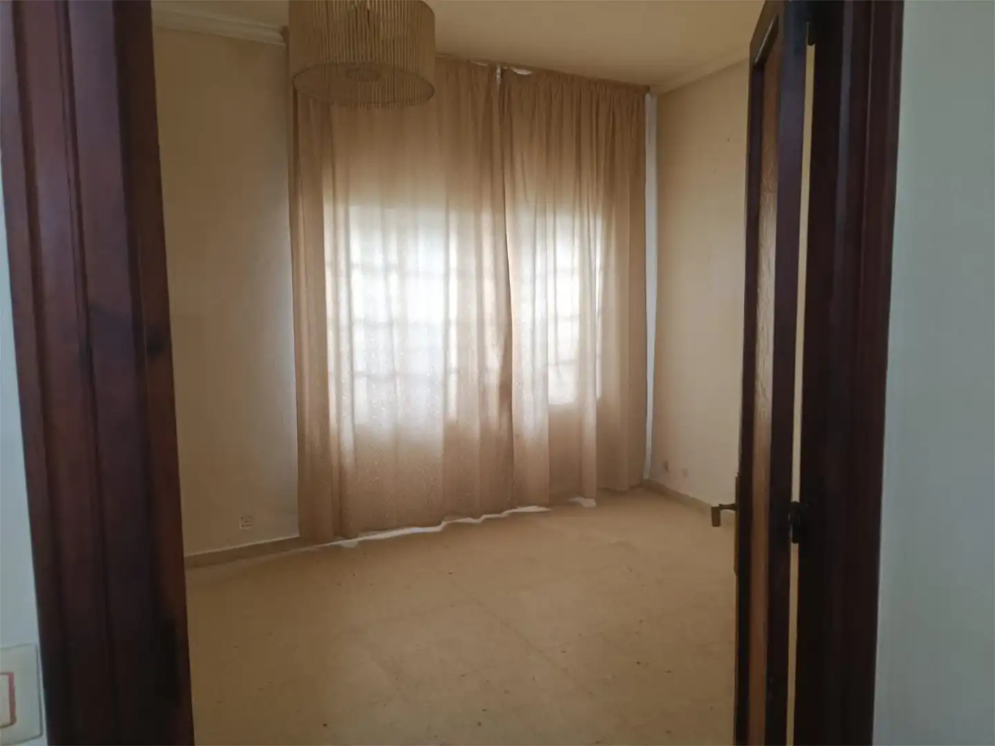 Habitación de Casa adosada en venta en Algeciras con Terraza