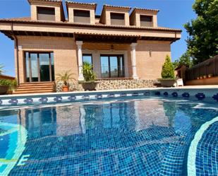 Swimming pool of House or chalet for sale in Aranjuez  with Air Conditioner, Heating and Private garden