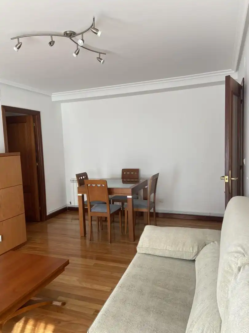 Comedor de Piso de alquiler en Santoña con Calefacción, Jardín privado y Parquet