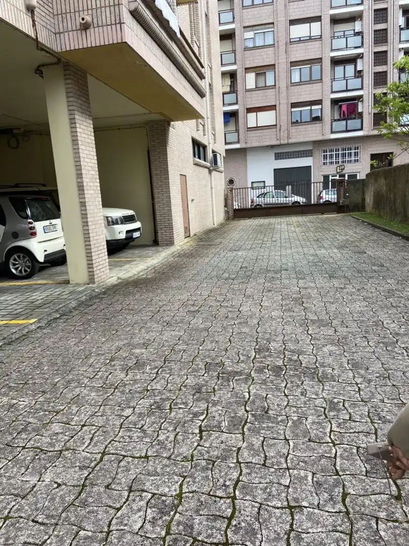 Parking de Piso de alquiler en Santoña con Calefacción, Jardín privado y Parquet