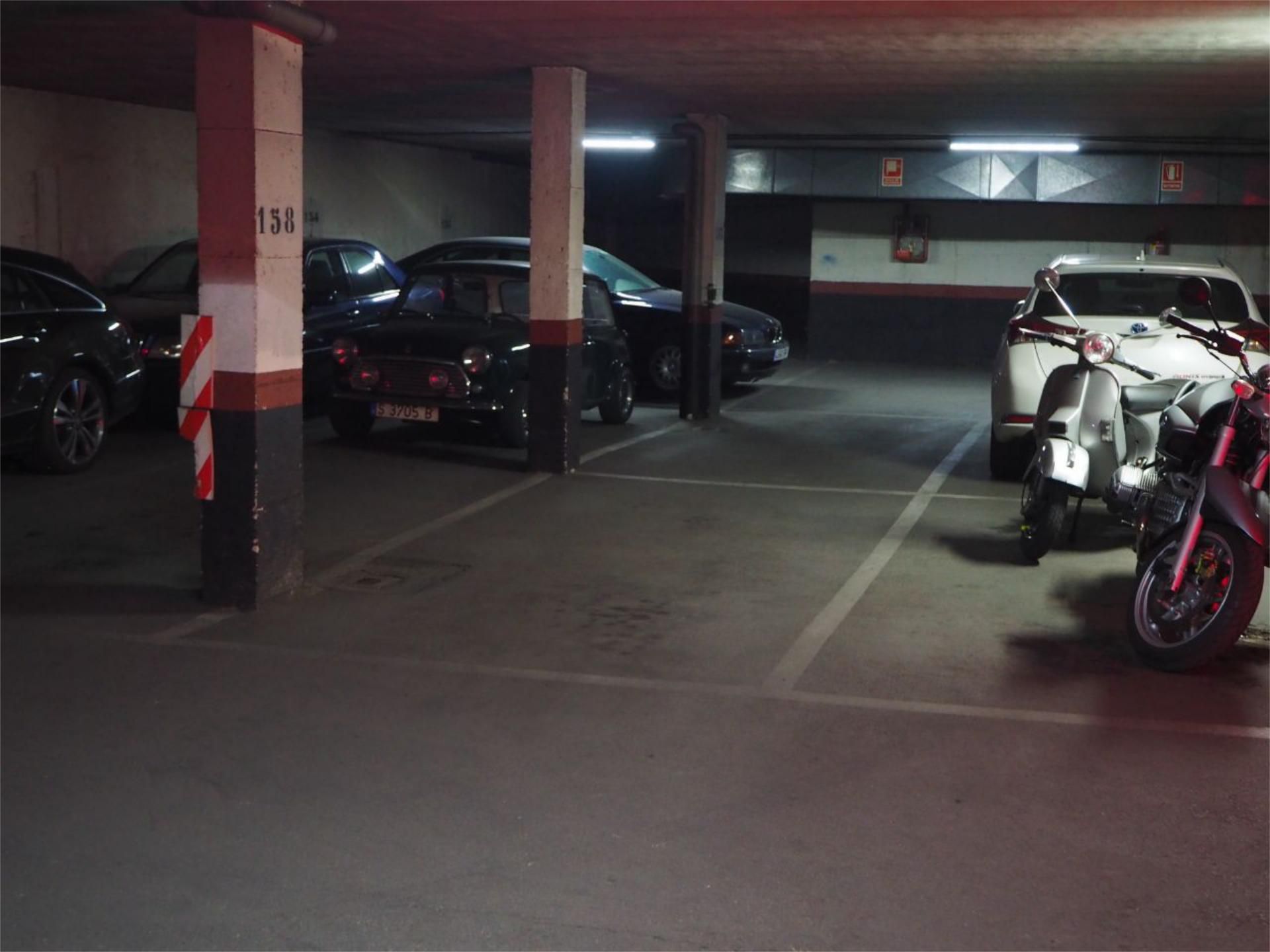 Parking of Garage for sale in  Madrid Capital