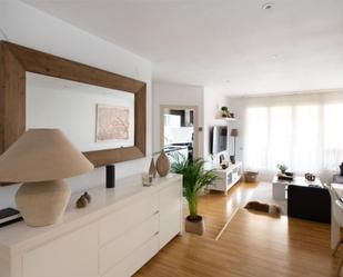 Living room of Apartment for sale in Castelldefels  with Terrace and Swimming Pool