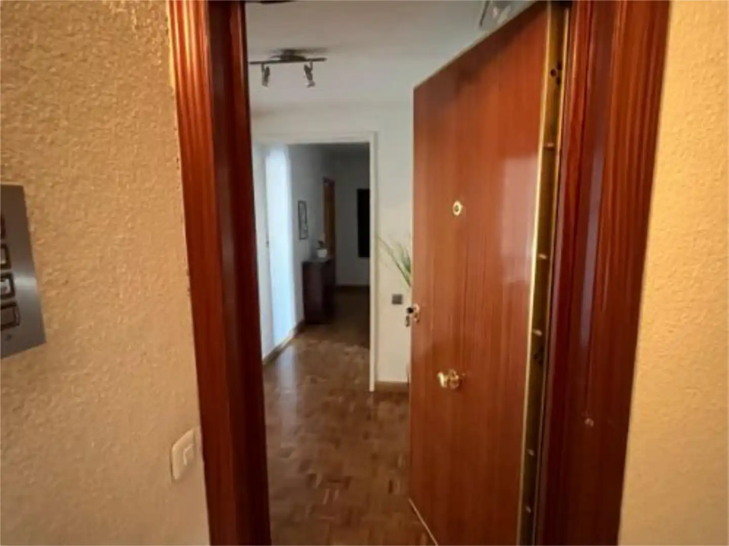 Room in Calle Orense, 1, Ensanche - Diputación