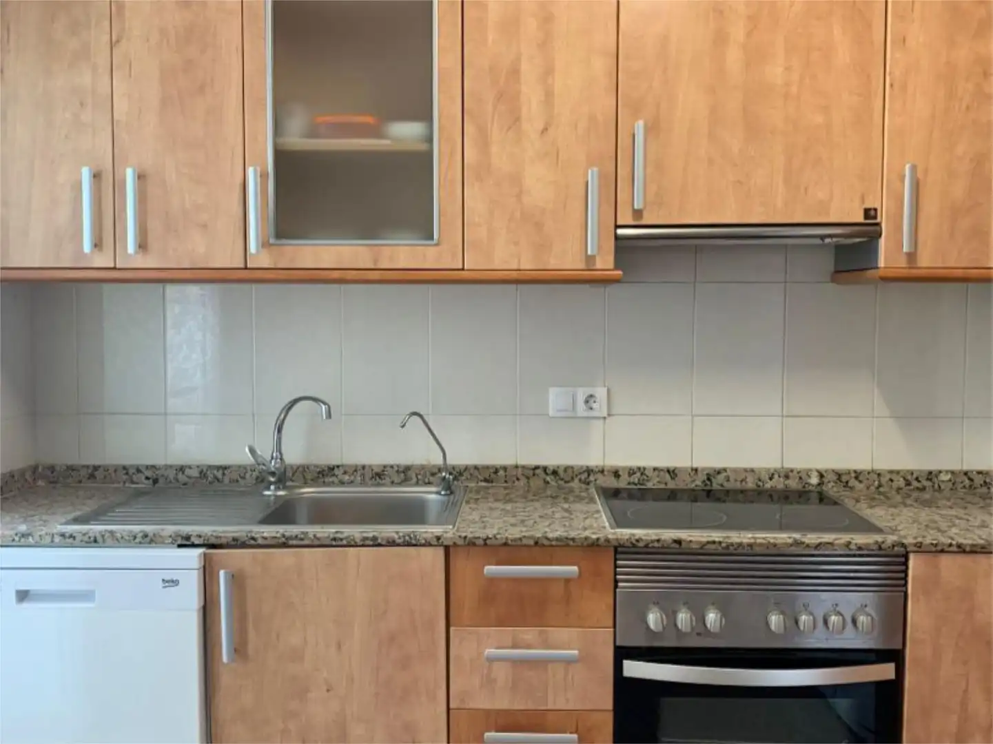 Room in Calle Orense, 1, Ensanche - Diputación