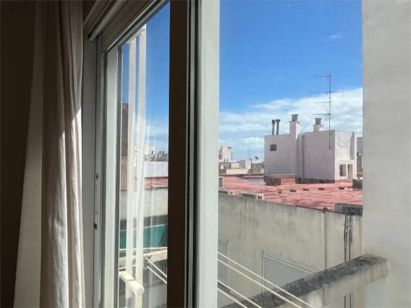 Room in Calle Orense, 1, Ensanche - Diputación