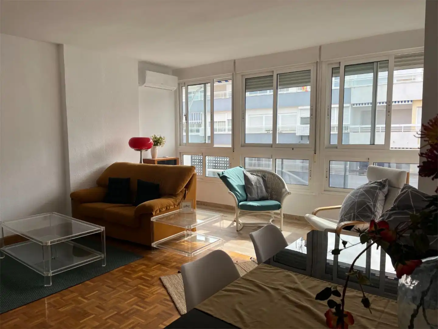 Room in Calle Orense, 1, Ensanche - Diputación