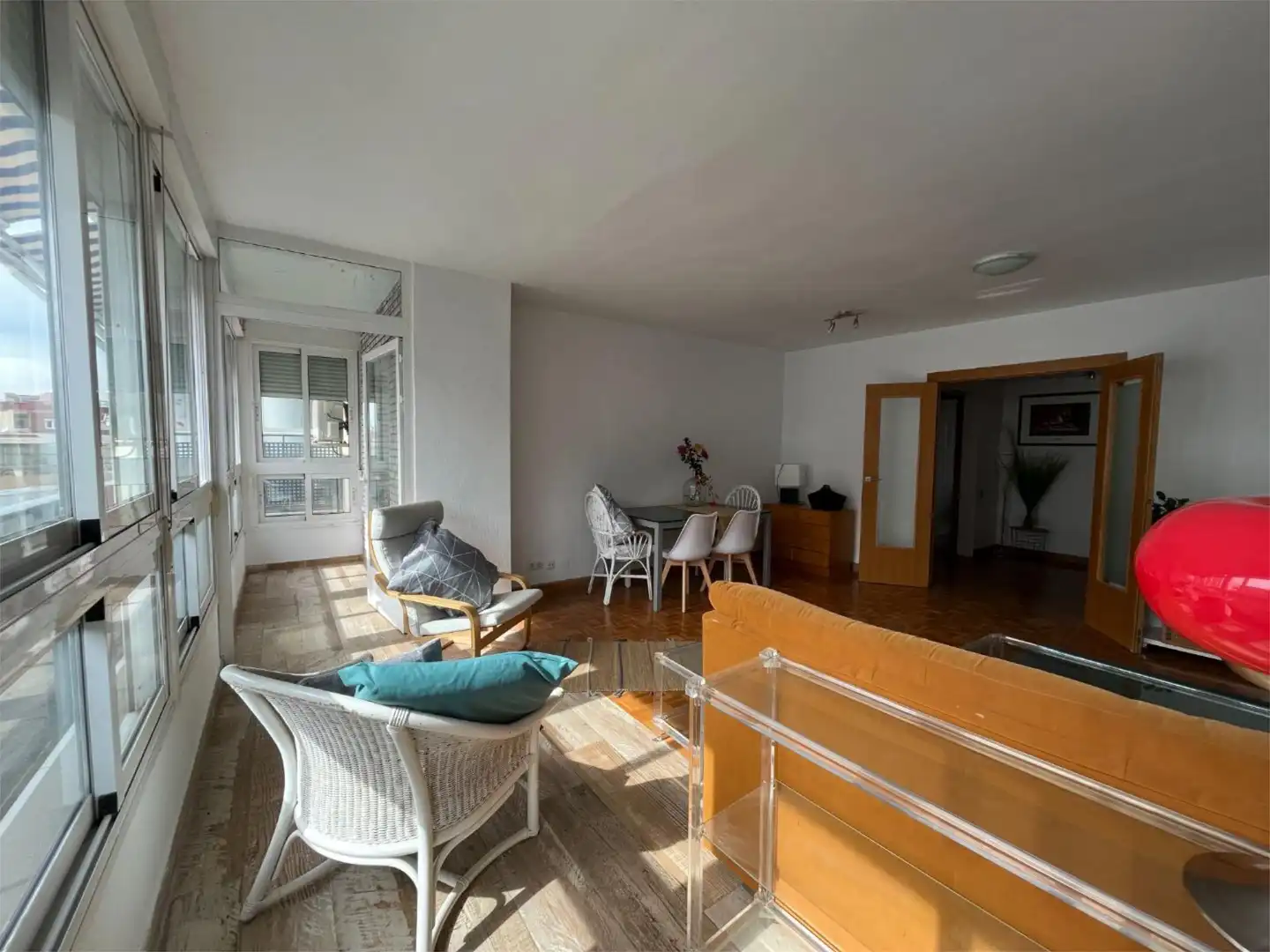 Room in Calle Orense, 1, Ensanche - Diputación