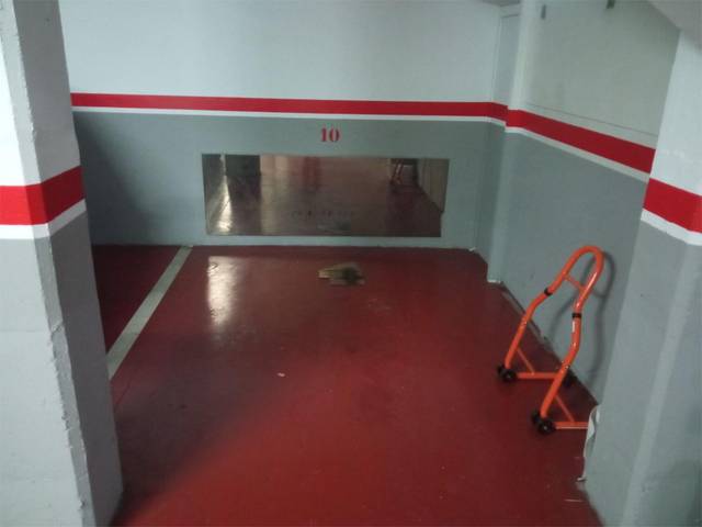 Garaje en Alquiler en Carrer del Pare Sallarès, 43 en Centre