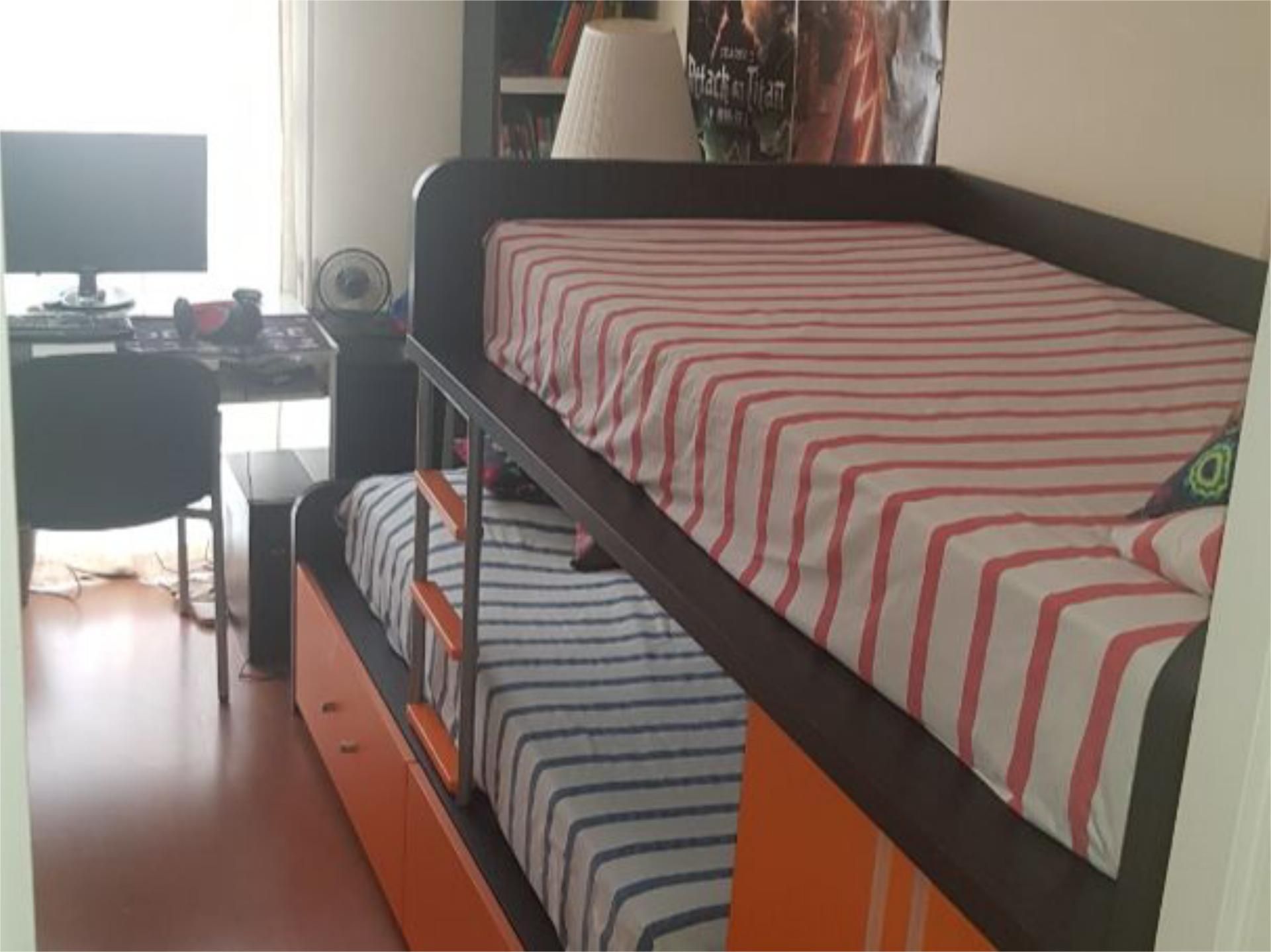 Dormitori de Pis per a compartir en  Barcelona Capital amb Calefacció, Jardí privat i Parquet