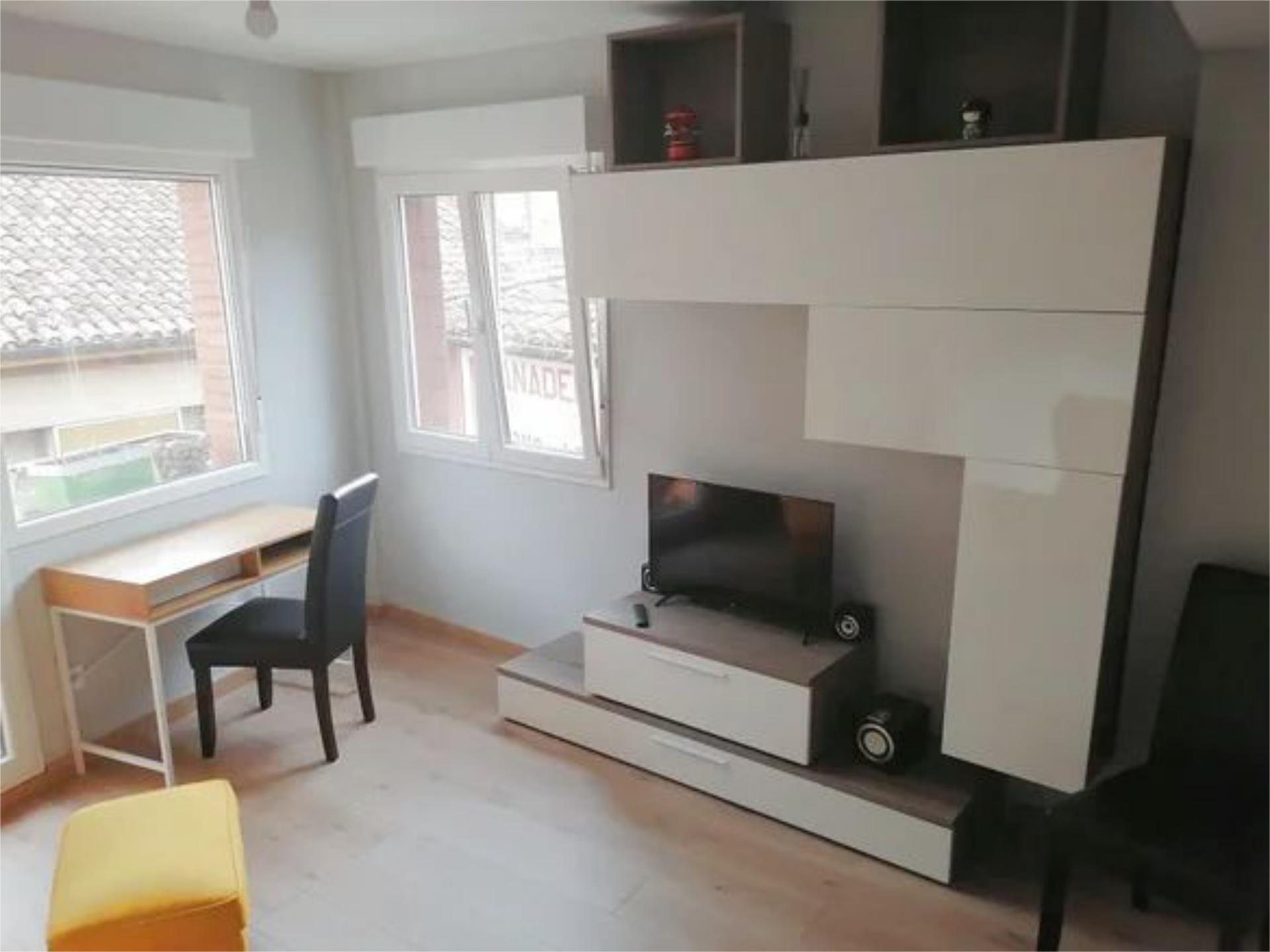Living room of Flat for sale in Piloña  with Furnished and Balcony