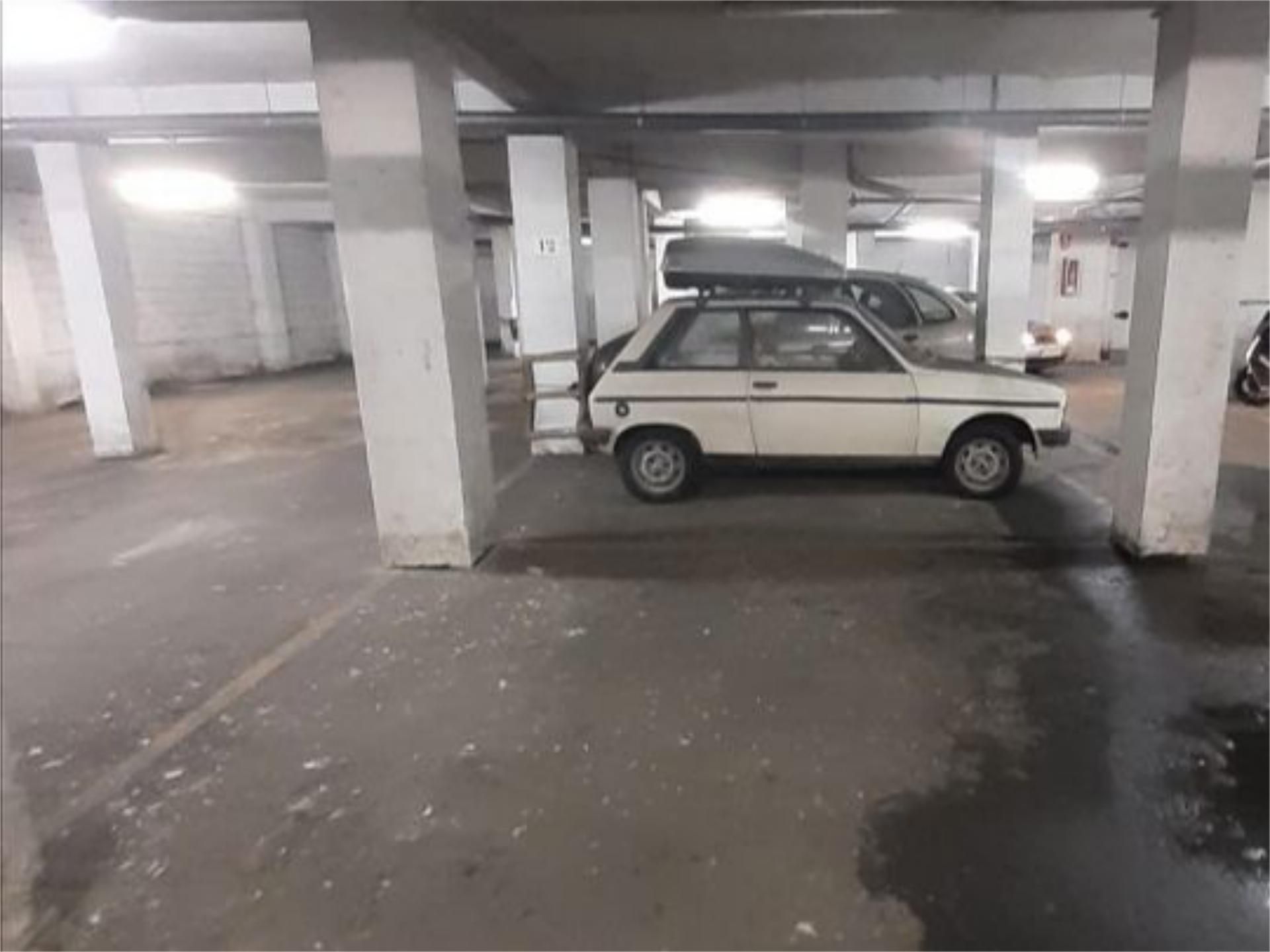 Aparcament de Garatge en venda en Badajoz Capital