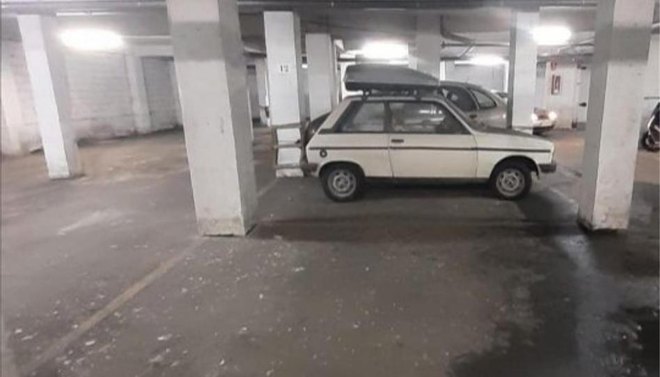 Photo 1 of Garage for sale in Avenida Carolina Coronado, 14, La Estación, Badajoz