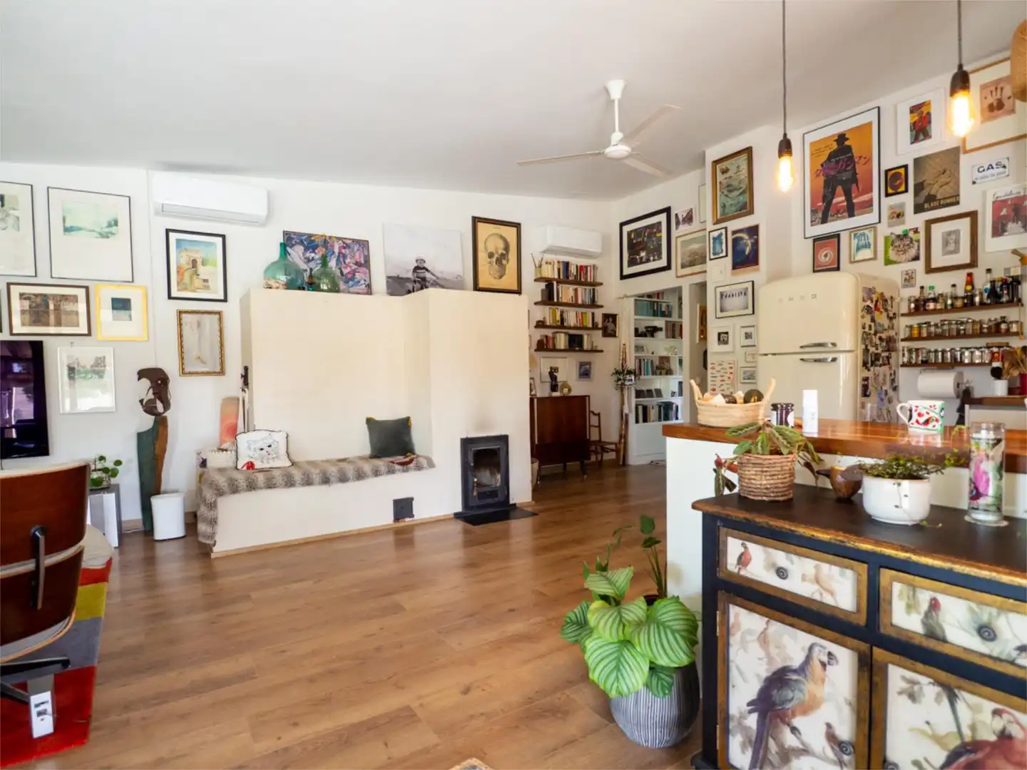 Finca rústica en venta en Alhama de Granada Sala de estar de Finca rústica en venta en Alhama de Granada con Aire acondicionado, Calefacción y Jardín privado