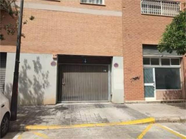 Garaje en Venta en Carrer del Roure Valencià, 4D en La Llum