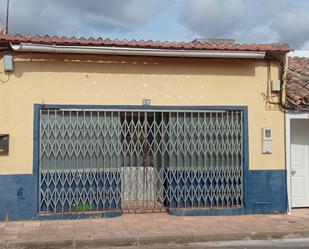 Vista exterior de Local en venda en Puerto Lápice