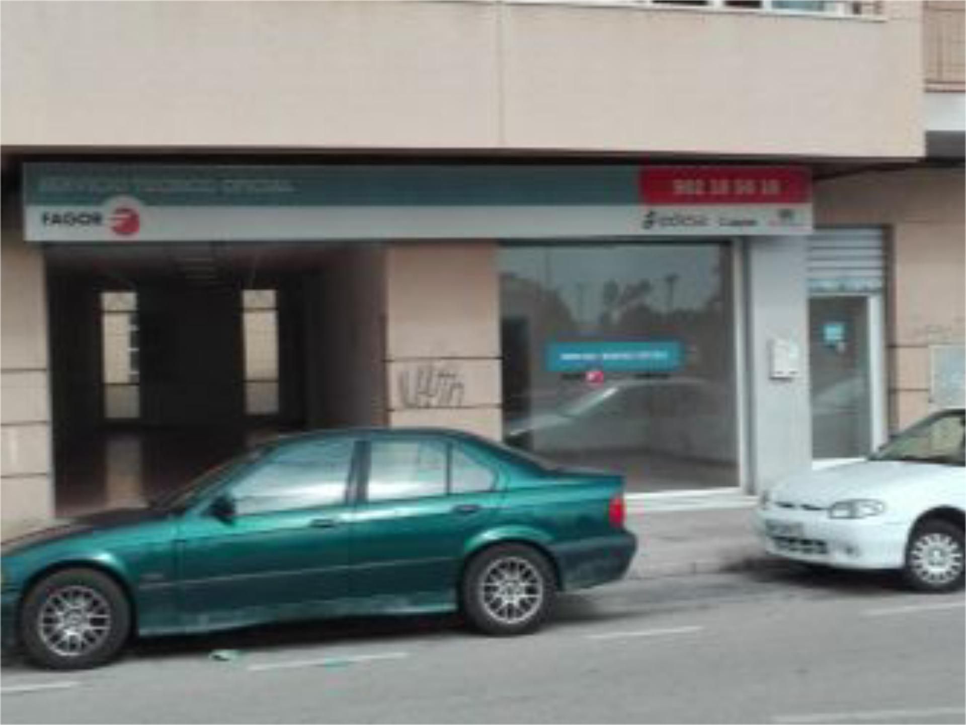 Premises for sale in Orihuela  with Air Conditioner and Heating