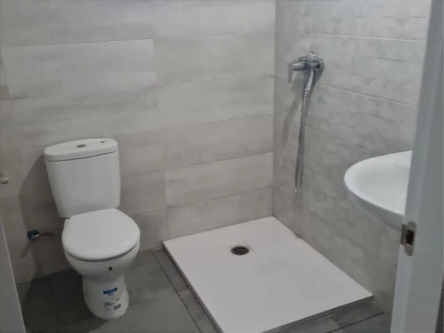 Casa o chalet en venta en Calle Escultor Sebastian Rodriguez, 15, Guadalcázar Baño de Casa o chalet en venta en Guadalcázar con Balcón