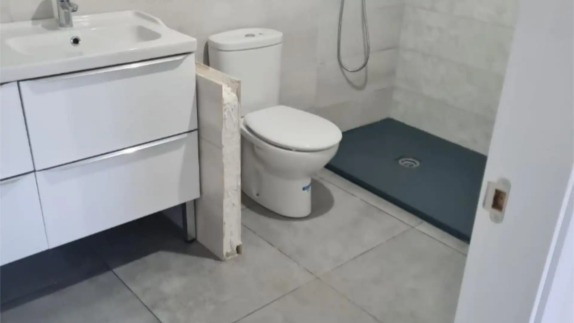 Baño de Casa o chalet en venta en Guadalcázar con Balcón