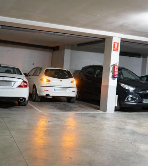 Foto 2 de Garatge en venda a Carretera Alovera, 17, Centro Bº Doscientas, Guadalajara