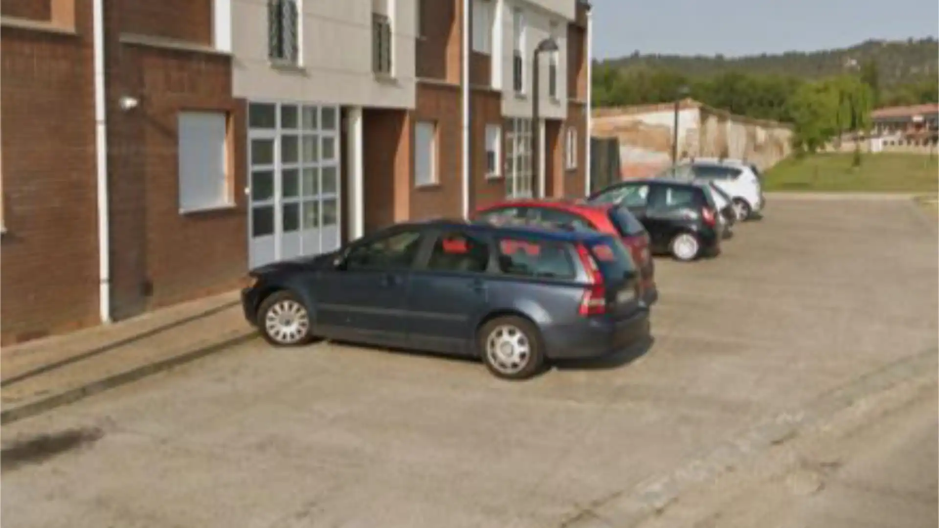 Parking de Casa o chalet en venta en Villamuriel de Cerrato con Calefacción, Jardín privado y Parquet