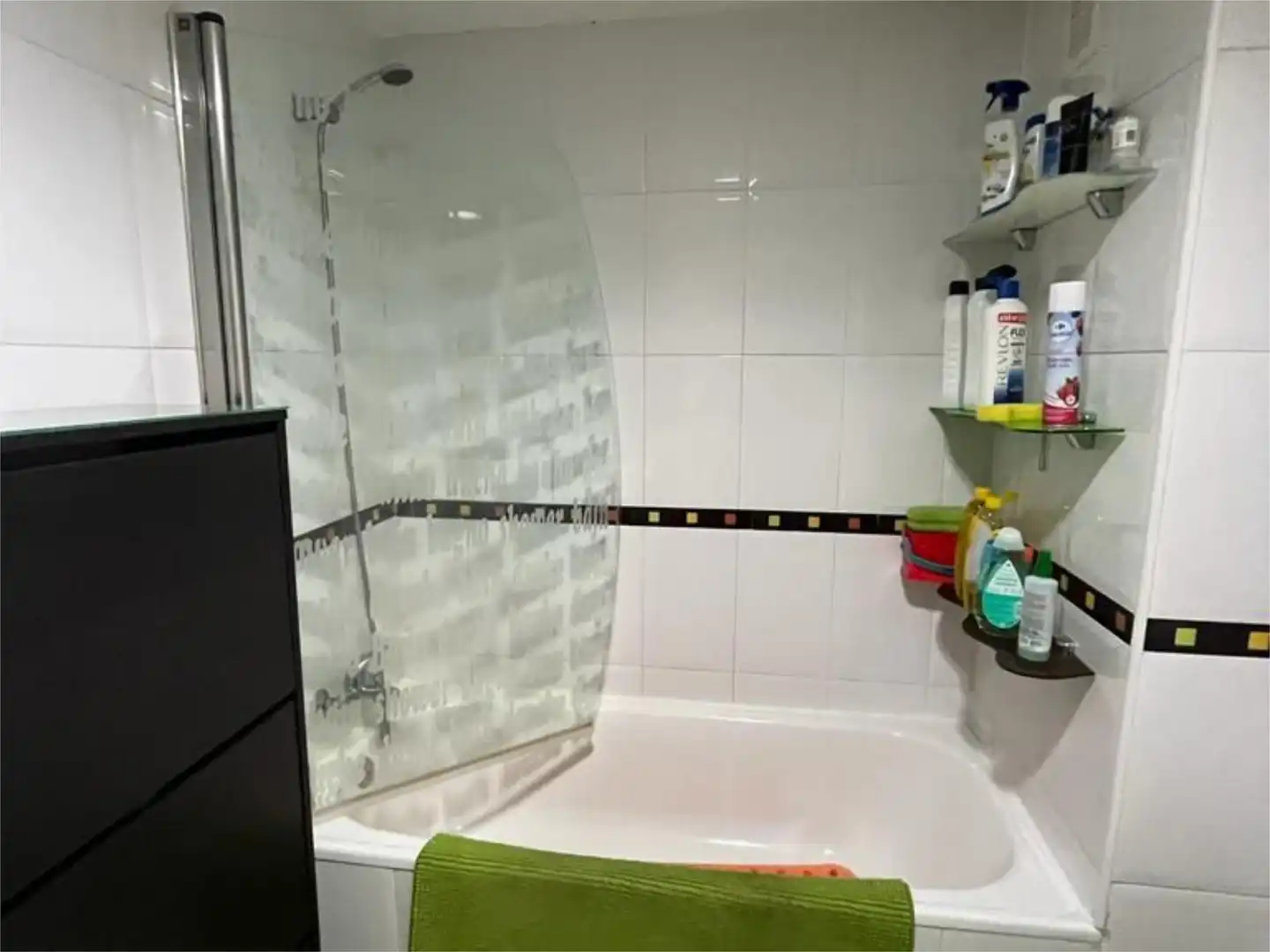 Flat for sale in Avenida Dolores Ibarruri, 1, Zona Norte - Hospital - Urbanizaciones Bathroom of Flat for sale in Plasencia with Air Conditioner, Private garden and Parquet flooring