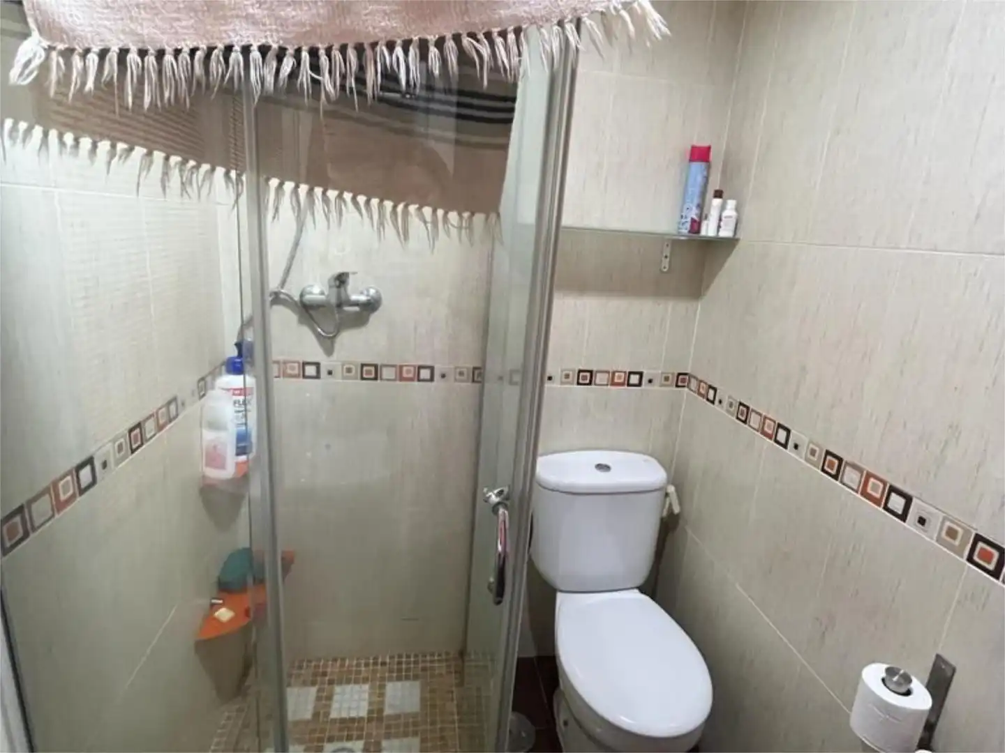 Flat for sale in Avenida Dolores Ibarruri, 1, Zona Norte - Hospital - Urbanizaciones Bathroom of Flat for sale in Plasencia with Air Conditioner, Private garden and Parquet flooring