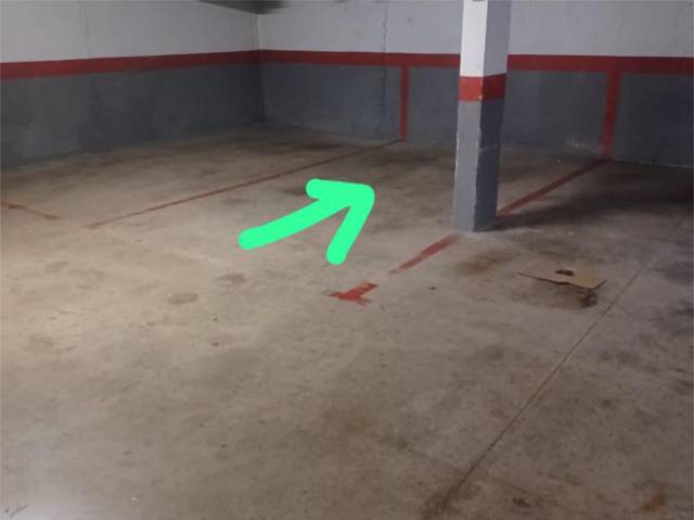 Garaje en Alquiler en Carrer de la Baixada del Castell Ciuró, 10 en Molins de Rei