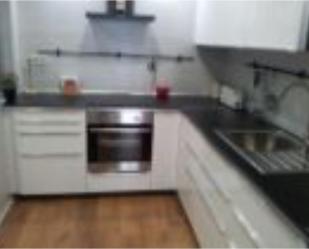 Kitchen of Flat to share in Tres Cantos  with Air Conditioner