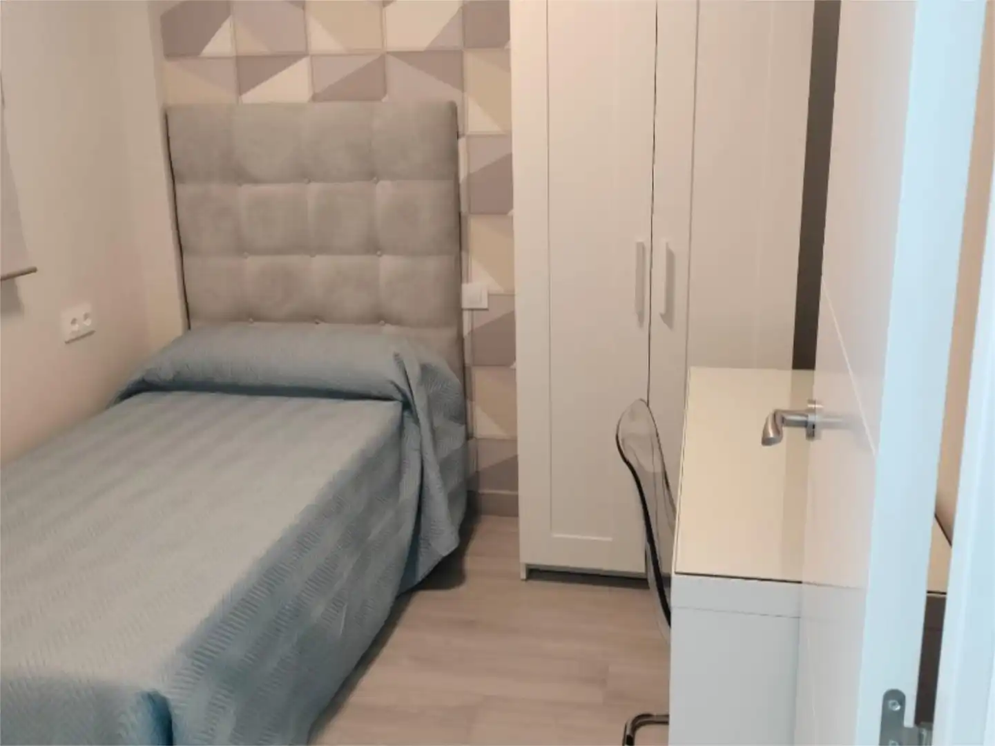 Flat for rent in Calle de la Plaza, 107, Centro Bedroom of Flat for rent in Puerto Real with Air Conditioner, Heating and Furnished