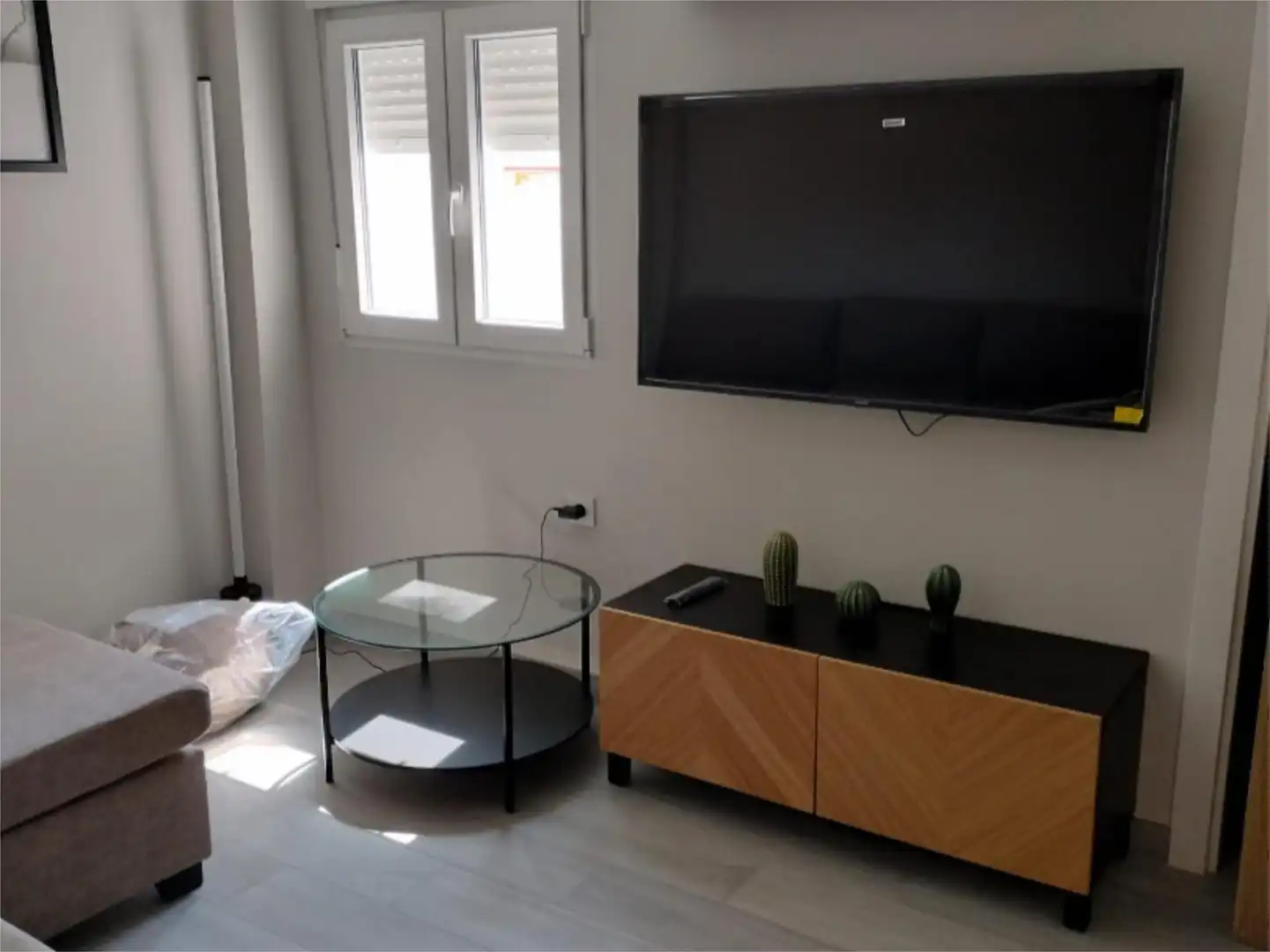 Flat for rent in Calle de la Plaza, 107, Centro Living room of Flat for rent in Puerto Real with Air Conditioner, Heating and Furnished