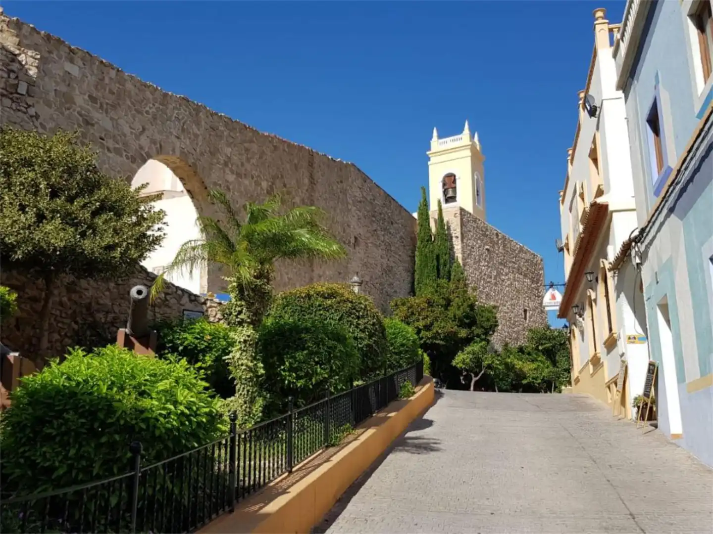 Erdgeschoss zum Verkauf in Carrer de L'alcalde Vicente Pastor Tomas, 4, Zona Pueblo Außenansicht von Erdgeschoss zum Verkauf in Calpe / Calp mit Klimaanlage, Heizung und Möbliert