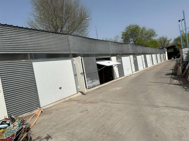 Trastero en Alquiler en Calle de Tauro, 34 en Aeropuerto