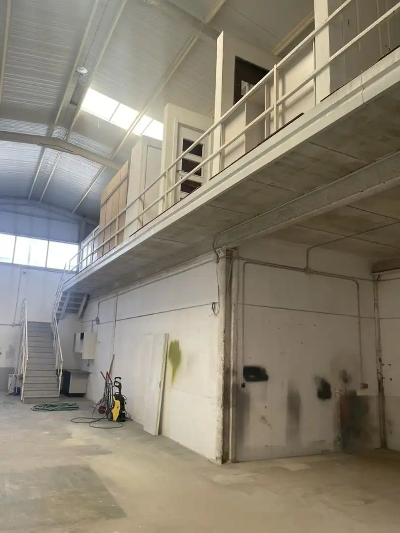 Nave industrial de alquiler en Marbella