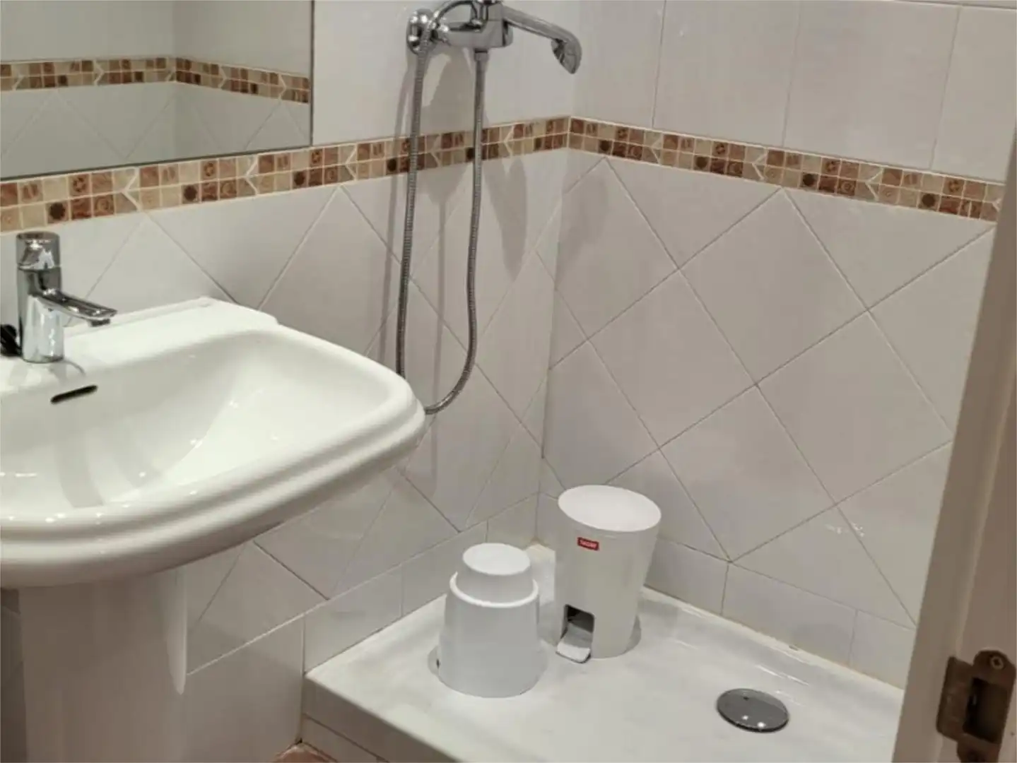 Bathroom of Office for rent in Las Rozas de Madrid