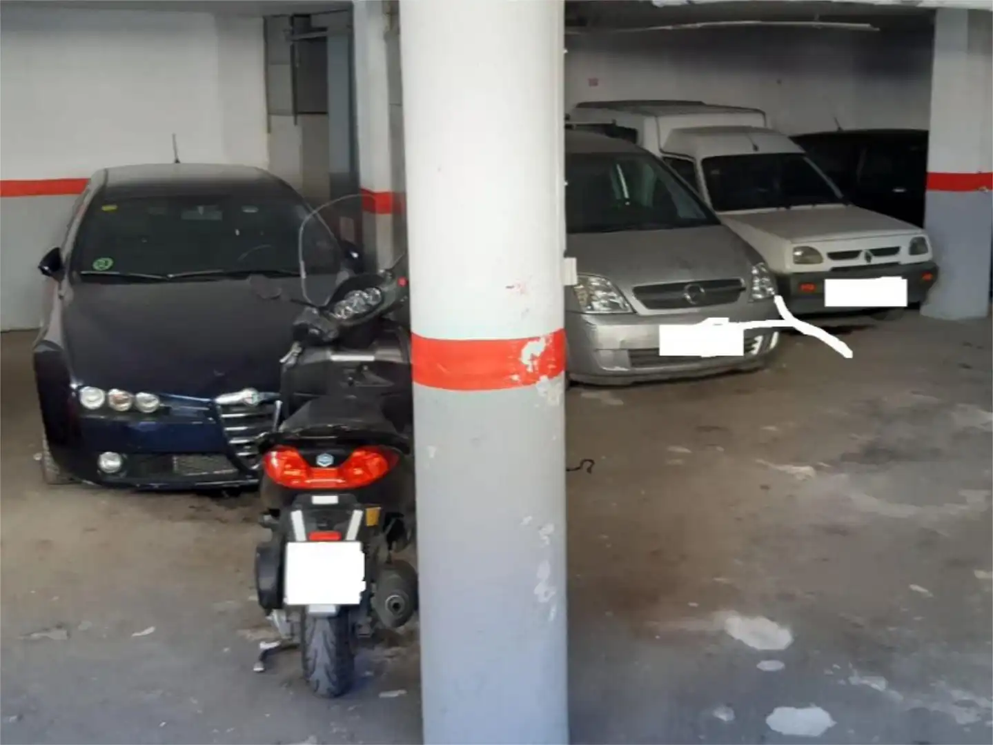 Garatge en venda a Calle San Miguel, 1, Ctra. Circunvalación - La Magdalena Aparcament de Garatge en venda en Jaén