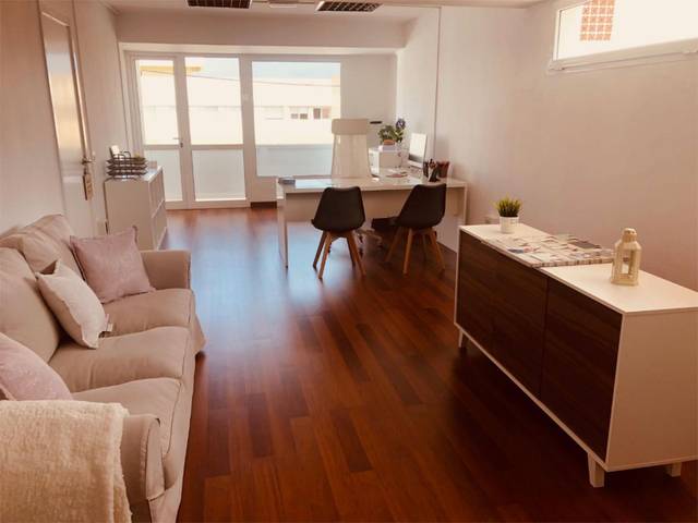 Oficina en Alquiler en Calle Alejandro Hidalgo, 2 en Ciudad Jardín