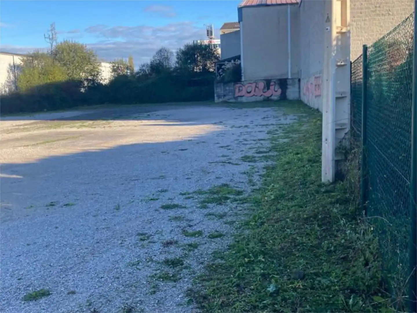 Vista exterior de Terreno industrial en venta en Siero