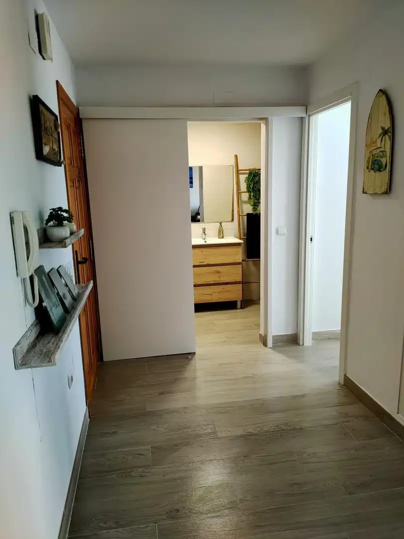 Piso de alquiler en Carrer Pau de Sant Leocadi, 34, Oliva Nova Piso de alquiler en Oliva con Aire acondicionado, Terraza y Horno