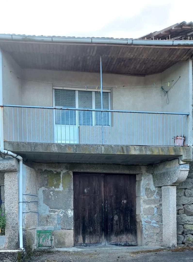 Terrassa de Casa adosada en venda en Xunqueira de Ambía amb Balcó