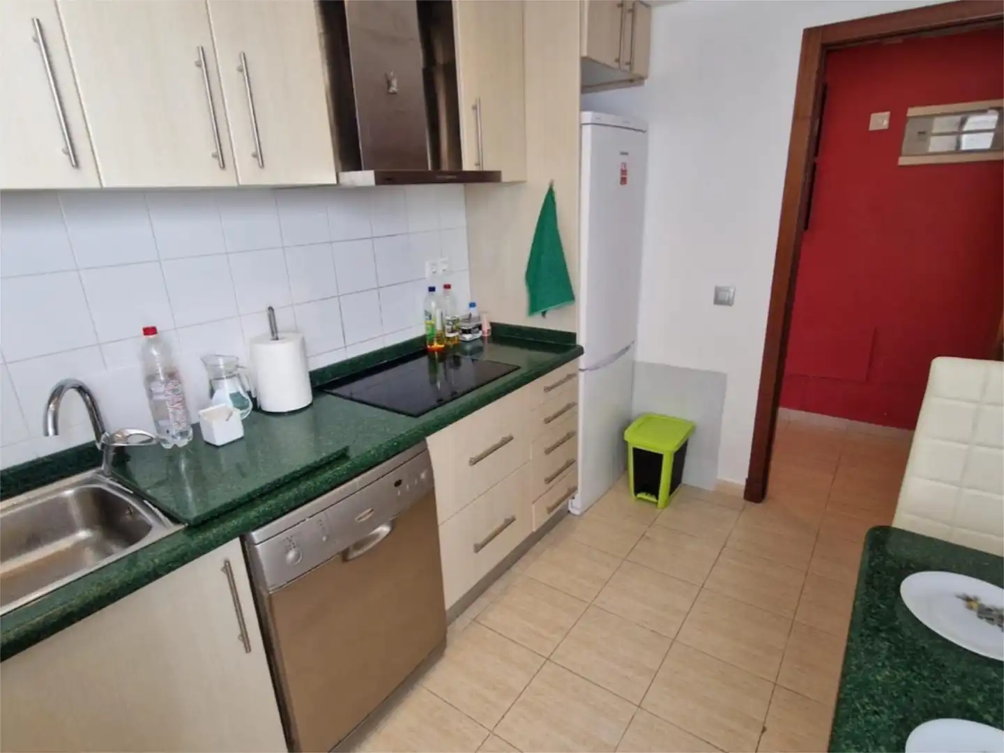 Piso en venta en Calle Cisneros, 96, El Charco - Las Salinas Cocina de Piso en venta en Puerto del Rosario con Jardín privado, Terraza y Amueblado