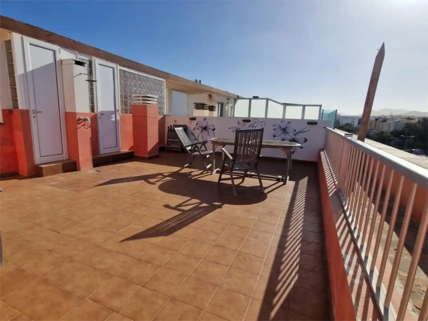 Piso en venta en Calle Cisneros, 96, El Charco - Las Salinas Terraza de Piso en venta en Puerto del Rosario con Jardín privado, Terraza y Amueblado