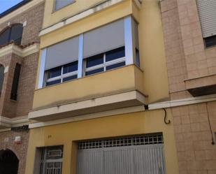 Exterior view of Single-family semi-detached for sale in Burriana / Borriana  with Terrace and Balcony