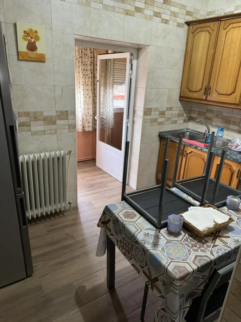 Cocina de Casa adosada en venta en Arenas de San Juan  con Aire acondicionado, Calefacción y Microondas