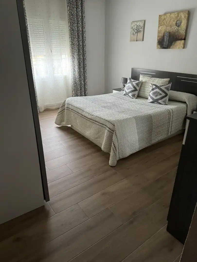 Habitación de Casa adosada en venta en Arenas de San Juan  con Aire acondicionado, Calefacción y Microondas