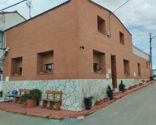 Vista exterior de Casa o xalet en venda en  Zaragoza Capital amb Calefacció, Parquet i Terrassa