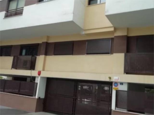 Garaje en Venta en Avenida de Lope de Vega, 1 en El Tejar - Hacienda Bizcochero