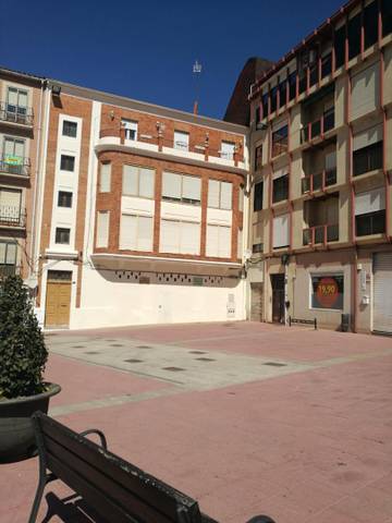 Local comercial en Alquiler en Plaza de la Madera, 1 en Benavente