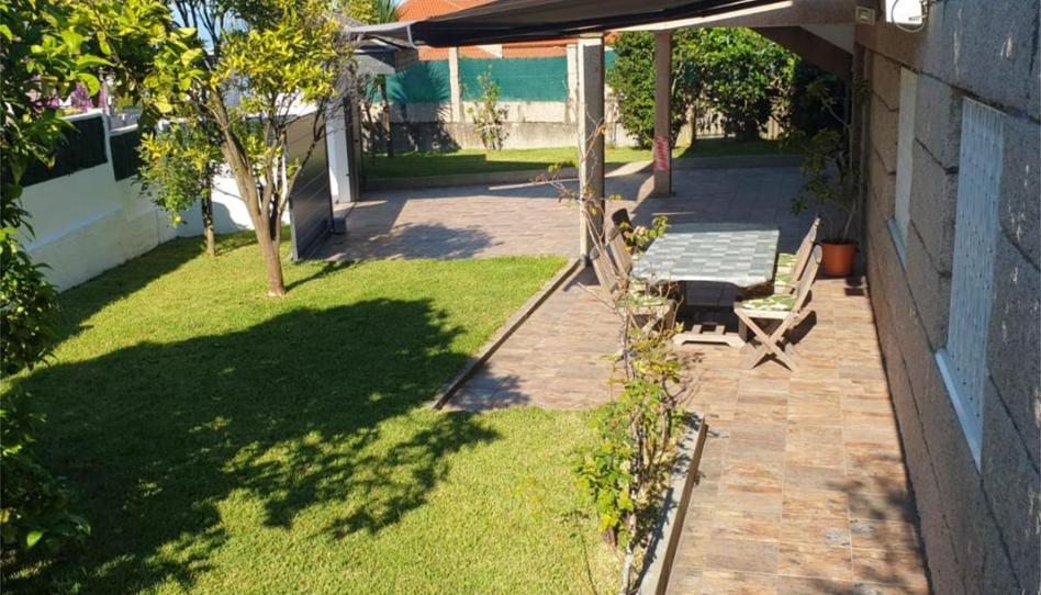 Foto 1 de Casa o xalet de lloguer a Rúa Otero Pedrayo, 50, Panxón, Pontevedra