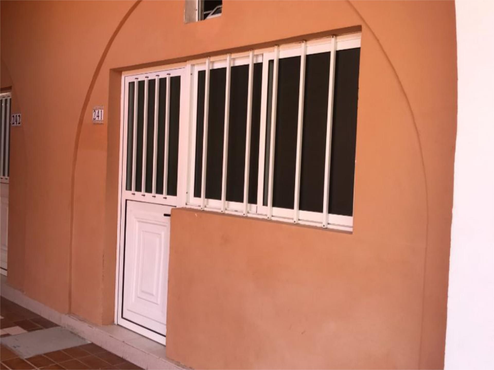 Exterior view of Office for sale in Adeje  with Air Conditioner, Private garden and Terrace