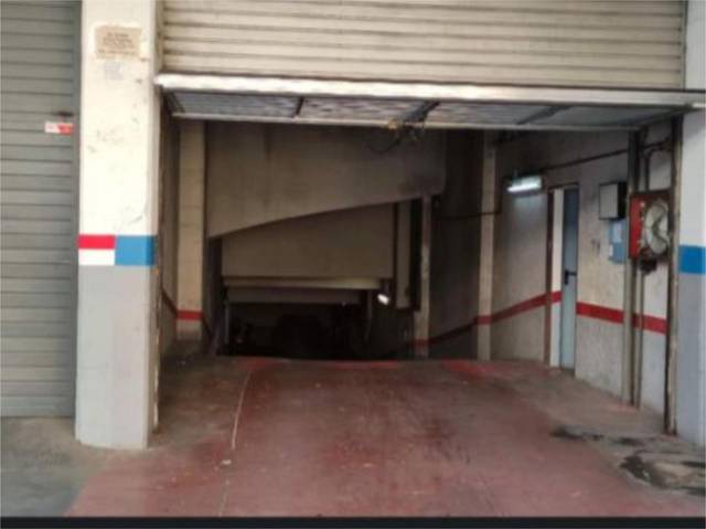 Garaje en Venta en Travessera Industrial, 107 en Centre